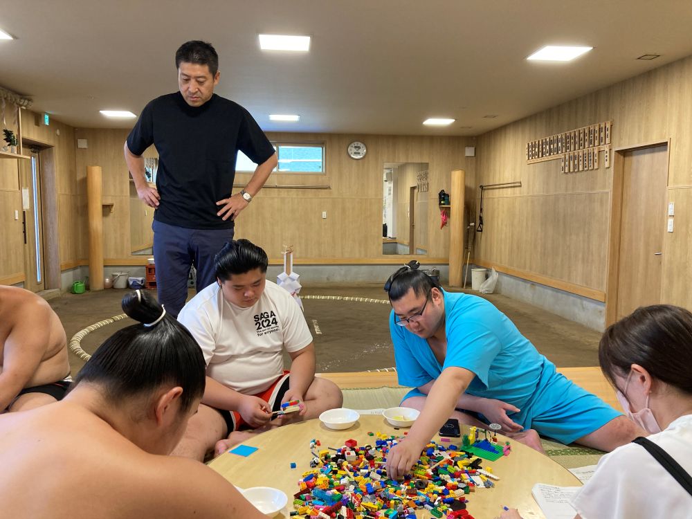 研修に集中する力士